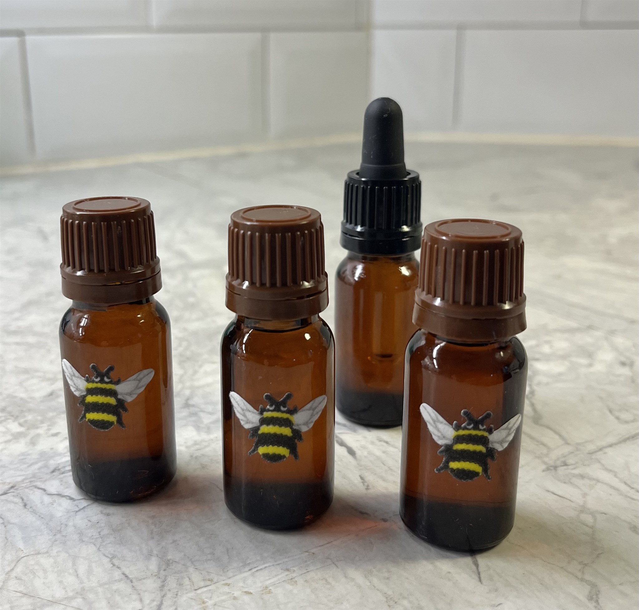 färdig propolis.jpeg